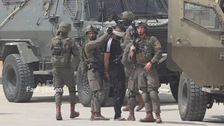طولكرم : اعتقال شاب بعد محاصرة منزله بضاحية شويكة 